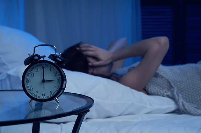寝不足チェック③睡眠時間は8時間以下が普通
